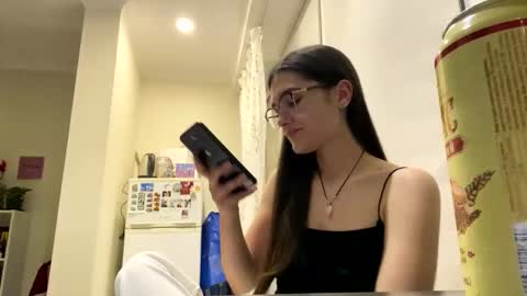Snapshot of irisss31 chatting on 05/15/26, 06:37 irisss31 online show from 05/15/26, 06:37