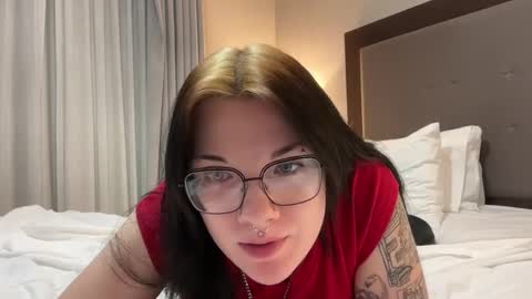 irissweets online show from 10/10/25, 05:28