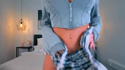 Snapshot of irma_dust chatting on 10/13/25, 08:36 IRMA FOLLOW ME online show from 10/13/25, 08:36