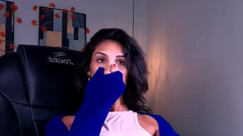 Snapshot of irma_dust chatting on 11/14/25, 09:30 IRMA FOLLOW ME online show from 11/14/25, 09:30