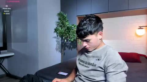 Iron Tous online show from 02/08/26, 08:45