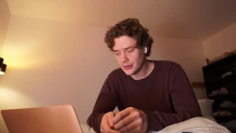 Sam online show from 11/15/25, 09:21