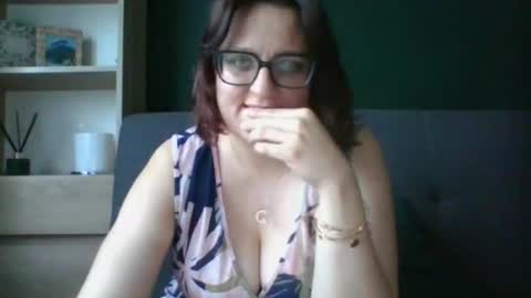 Snapshot of irresistibleparis chatting on 07/16/26, 05:46 Paris online show from 07/16/26, 05:46