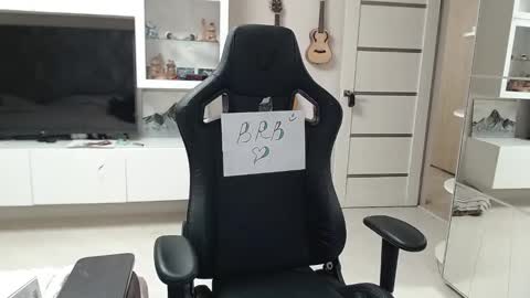 Snapshot of irwi_tomboy chatting on 01/31/25, 06:47 Irwi Tomboy online show from 01/31/25, 06:47