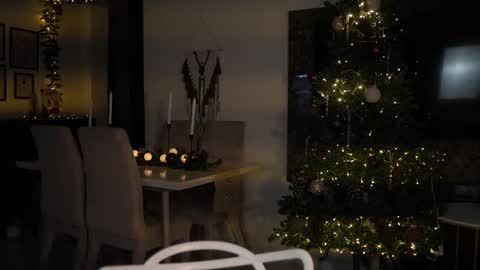 isa_____ online show from 12/03/25, 12:51