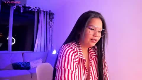 isa  rose online show from 10/02/25, 09:49