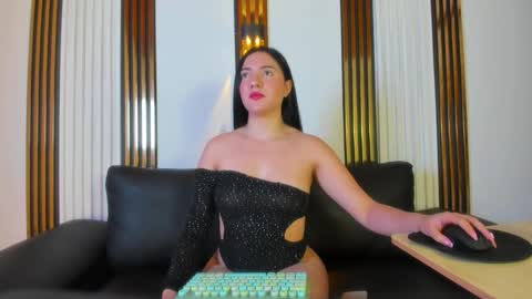 Isa and Natasha online show from 03/20/26, 01:49