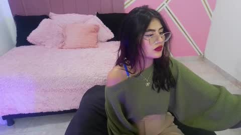 isabela online show from 03/02/26, 07:15