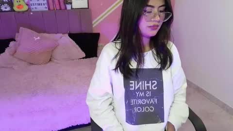 isabela online show from 03/03/26, 10:04