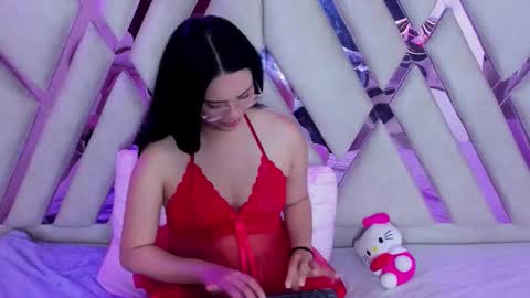 Isa online show from 03/26/26, 02:39