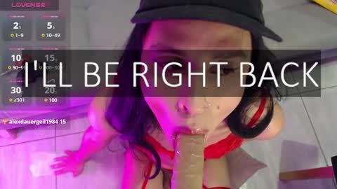 Snapshot of isa_hall chatting on 02/04/25, 12:19 Isabella Hall online show from 02/04/25, 12:19