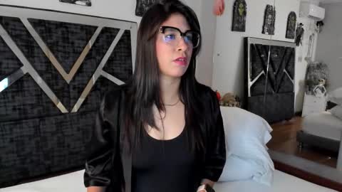 oIssaJonneso online show from 10/25/25, 12:23