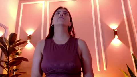 Snapshot of isa_kis_1 chatting on 04/29/26, 11:47 Isabella online show from 04/29/26, 11:47