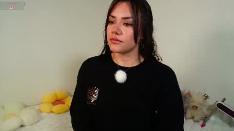 Isabella Laurentt  online show from 07/16/26, 06:36