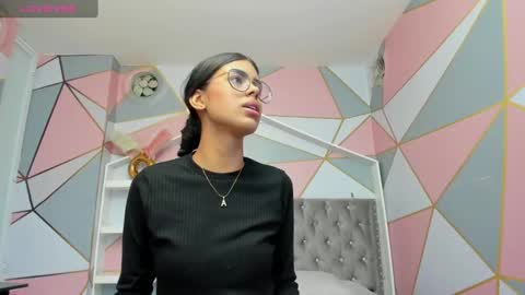    online show from 02/05/25, 06:26