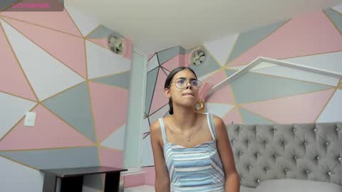    online show from 02/06/25, 06:24