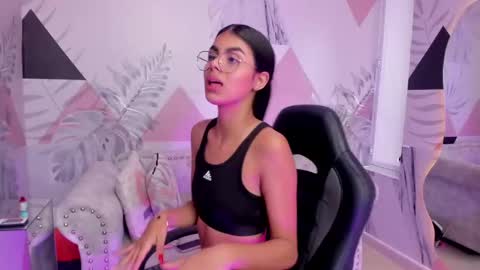    online show from 03/08/25, 04:28