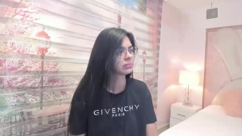    online show from 09/09/25, 10:26