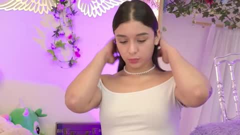 Isabella        online show from 02/22/26, 11:58