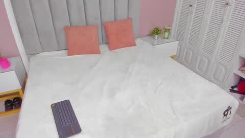 isa_vel online show from 10/03/25, 07:44