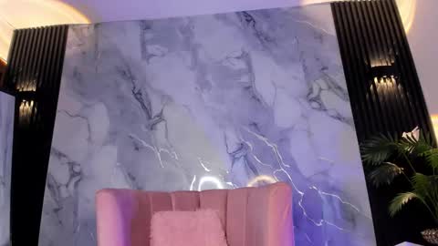 Isaa online show from 01/13/26, 01:05