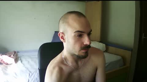 Isaac99c online show from 10/01/25, 08:53