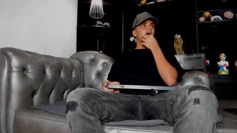 Isaac  online show from 01/09/26, 04:15