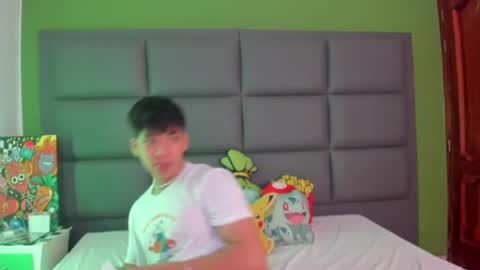 isaac_cryston online show from 02/13/25, 07:52