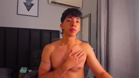 isaac_cryston online show from 02/20/25, 01:03