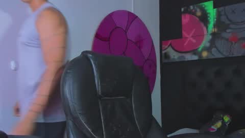 isaac_cryston online show from 09/29/25, 08:13