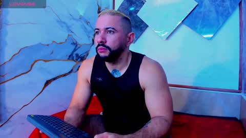 Snapshot of isaac_franko chatting on 10/12/25, 09:47 isaac_franko online show from 10/12/25, 09:47