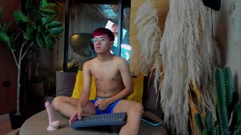 isaac_grimm online show from 11/29/25, 03:42