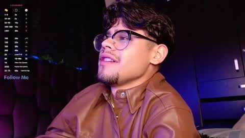 Snapshot of isaac_saenz chatting on 12/15/24, 12:51 Isaac Saenz. online show from 12/15/24, 12:51