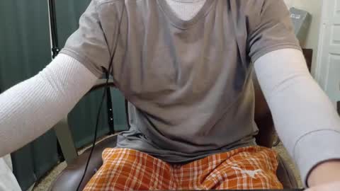 isaac online show from 10/03/25, 08:55