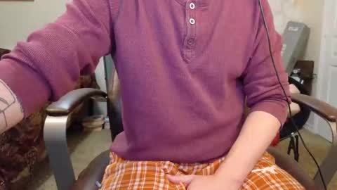 isaac online show from 10/21/25, 03:07