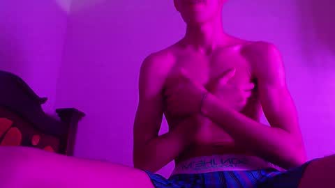 isaac online show from 12/21/24, 01:58