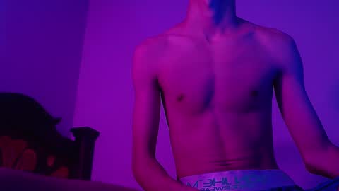 isaac online show from 02/15/25, 07:16