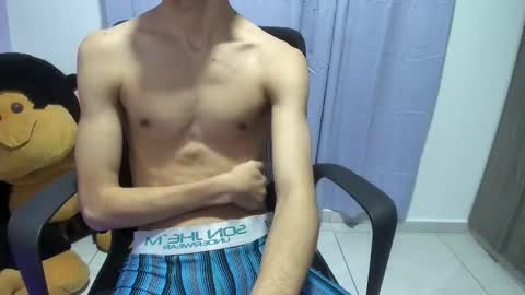 isaac online show from 10/07/25, 03:36