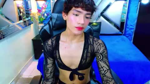 isaacnova online show from 04/17/26, 07:50