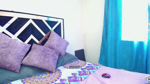 isabel online show from 02/12/25, 06:09