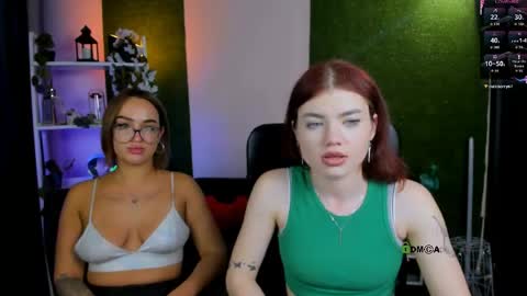 Snapshot of isabel_wave chatting on 06/11/26, 12:32 isabel online show from 06/11/26, 12:32