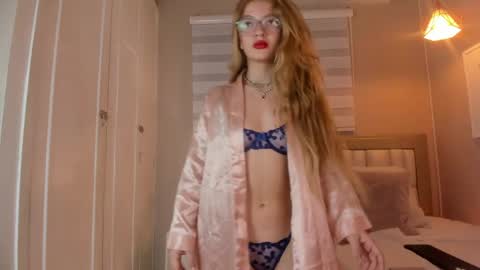 Snapshot of isabela__x chatting on 05/04/26, 11:39 isabela__x online show from 05/04/26, 11:39