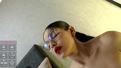 ISABELA online show from 04/10/26, 05:23