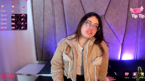 isabela Collins online show from 10/02/25, 12:34