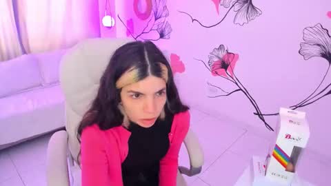 Snapshot of isabela_fiorelli chatting on 11/30/25, 01:15 isabela_fiorelli online show from 11/30/25, 01:15