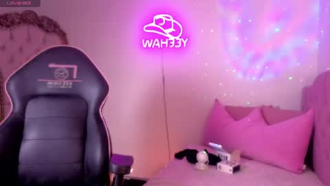 Snapshot of isabela_tay chatting on 06/24/26, 11:53 ISABELA online show from 06/24/26, 11:53