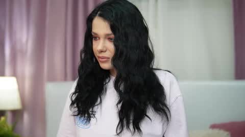 Snapshot of isabelamber chatting on 11/24/25, 06:40 Isabel online show from 11/24/25, 06:40