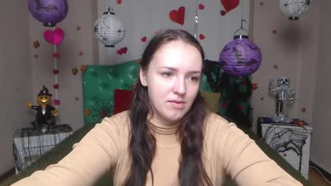 IsabelBlackberry online show from 10/30/25, 06:15