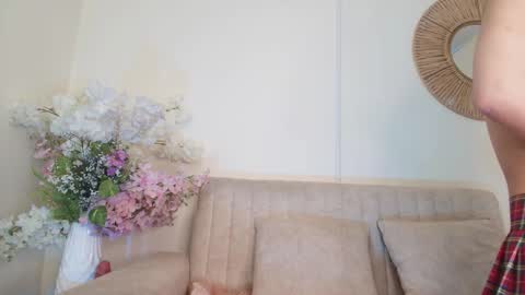 isabelgh_ online show from 02/03/26, 03:26