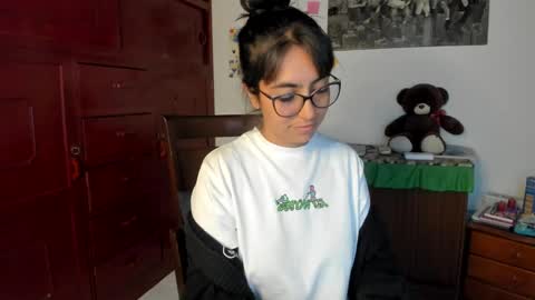 Snapshot of isabella22_1 chatting on 12/03/24, 10:29 Isabella22 1 online show from 12/03/24, 10:29